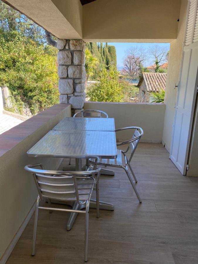 Ravissante Maison A St Paul De Vence Сен Пол дьо Ванс Екстериор снимка